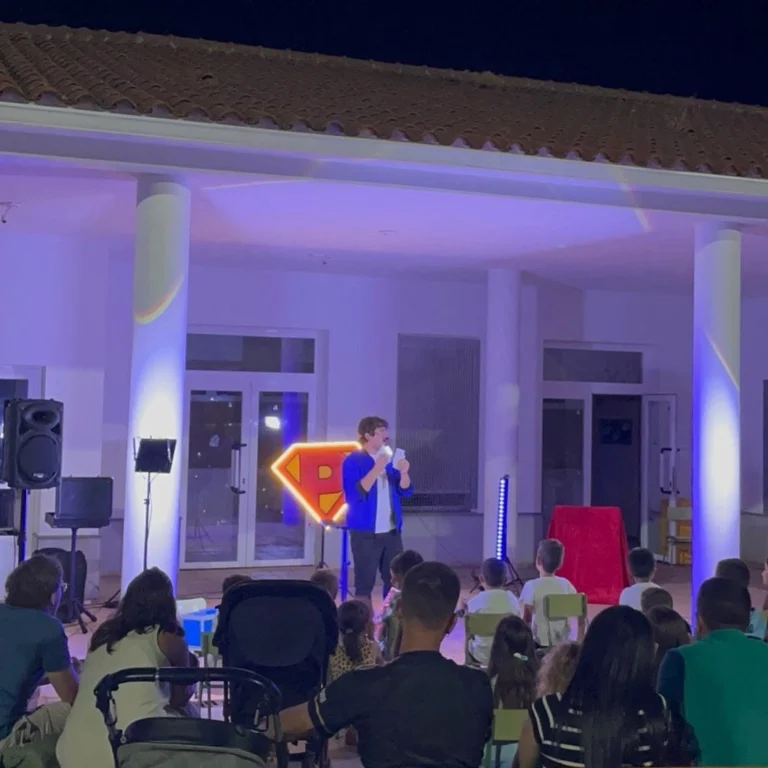 Instagram post from magoponce_. This post is in position 1.
